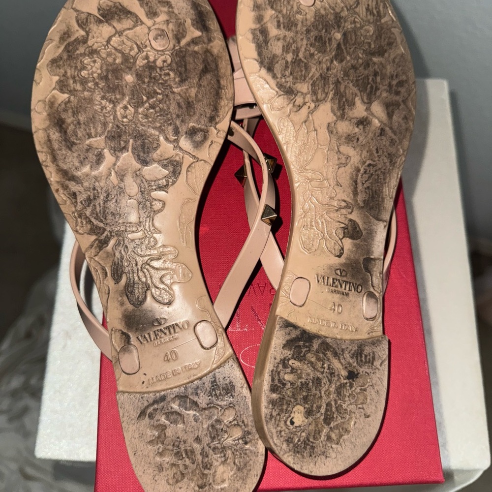 Valentino Garavani Pink Studded Sandals - Picture 8 of 8